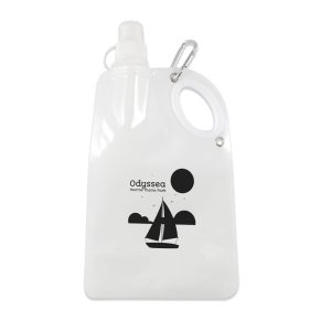A drink bottle in clear plastic with a sailboat design and a carabiner for easy attachment.